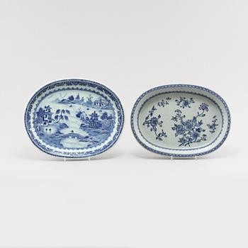 STEKFAT, 2 st, porslin, Kina, 1700-tal.