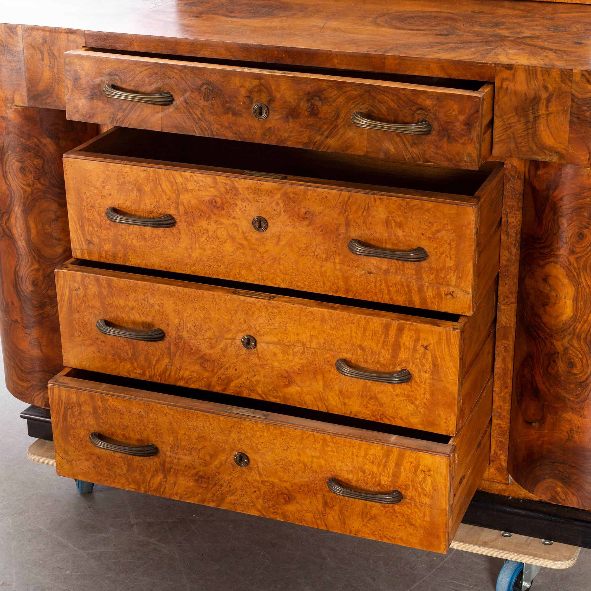 Spegelbyrå, art deco-stil, 1900-talets mitt.