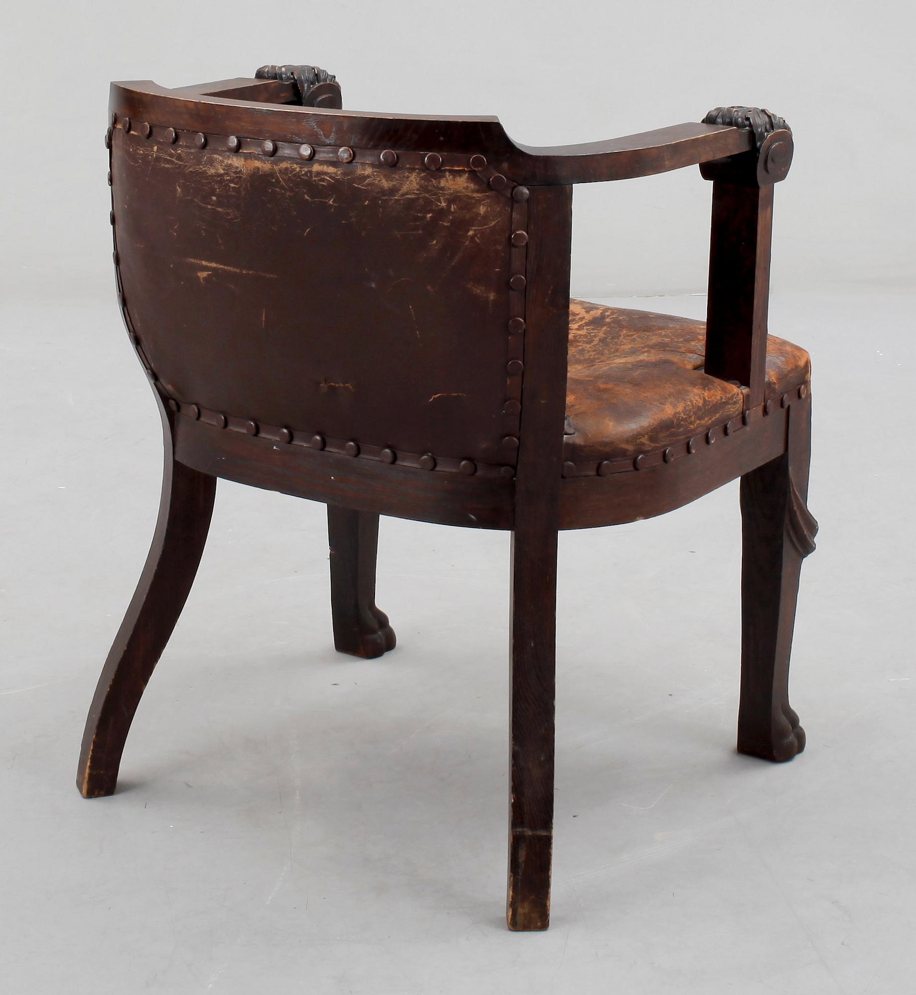 SKRIVBORD samt KARMSTOL, barockstil, 1900-talets början.