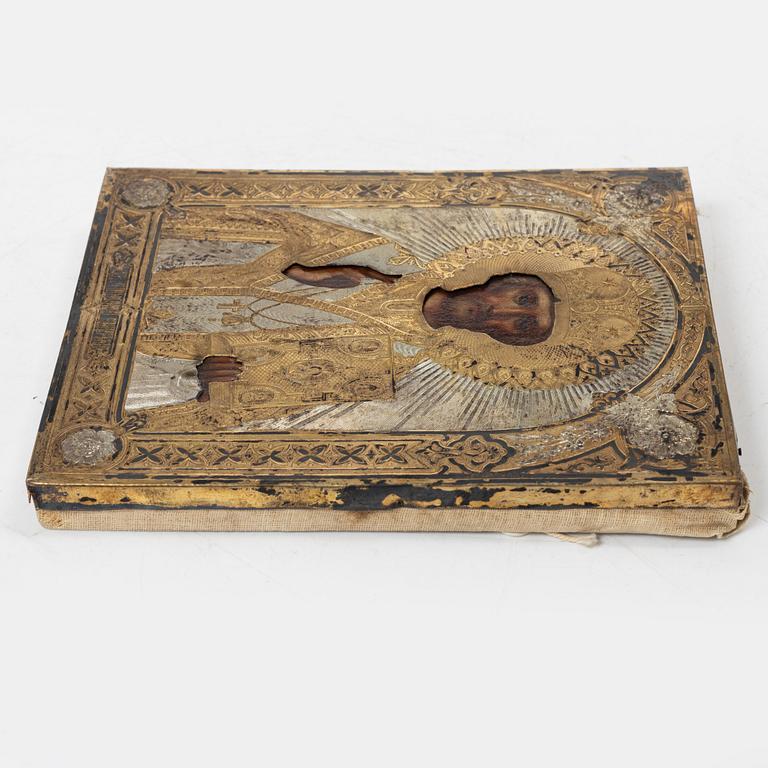 Two Russian icons with oklad, of which one in silver with stamps Moscow 1908-1926.