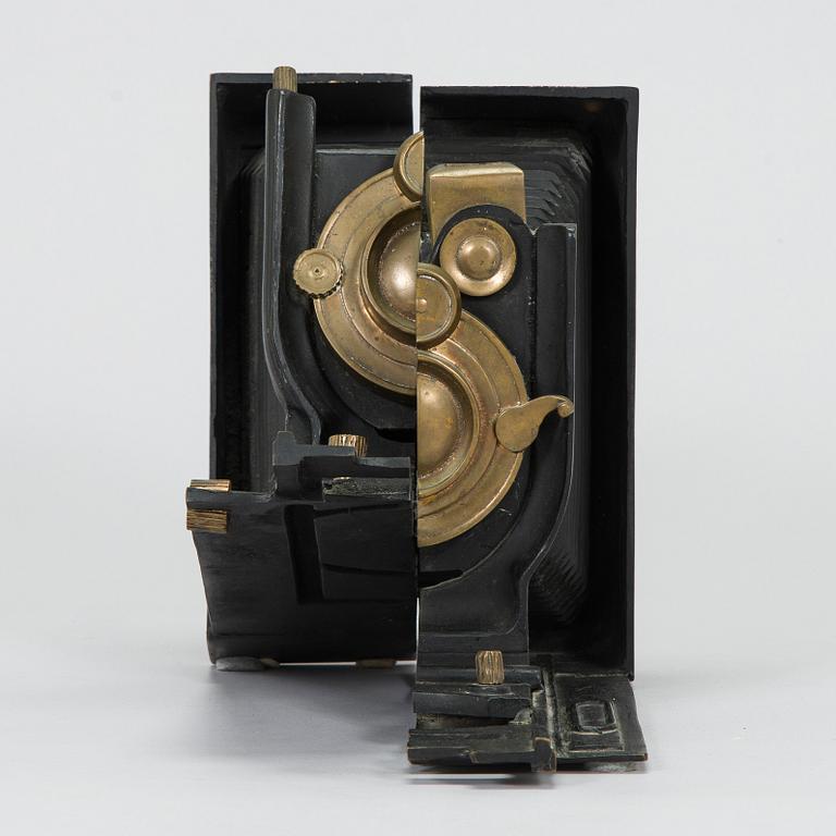 Arman (Armand Pierre Fernandez), Hommage à Nadar.