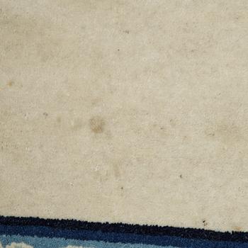 Matto, a semi-antique China, ca 348,5-350 x 279,5-282,5 cm.