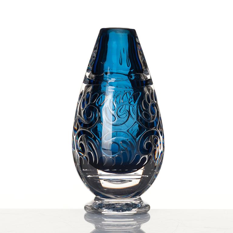 Micke Johansson, an 'ariel' glass vase, Örsjö, Sweden 2014.