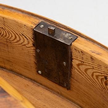 Byrå, Senbarock, 1700-talets mitt.