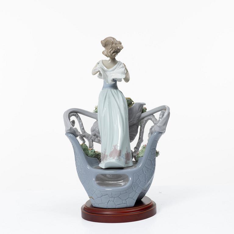 Joan Coderch, figurine, "Love's first light" Lladró, Spain.