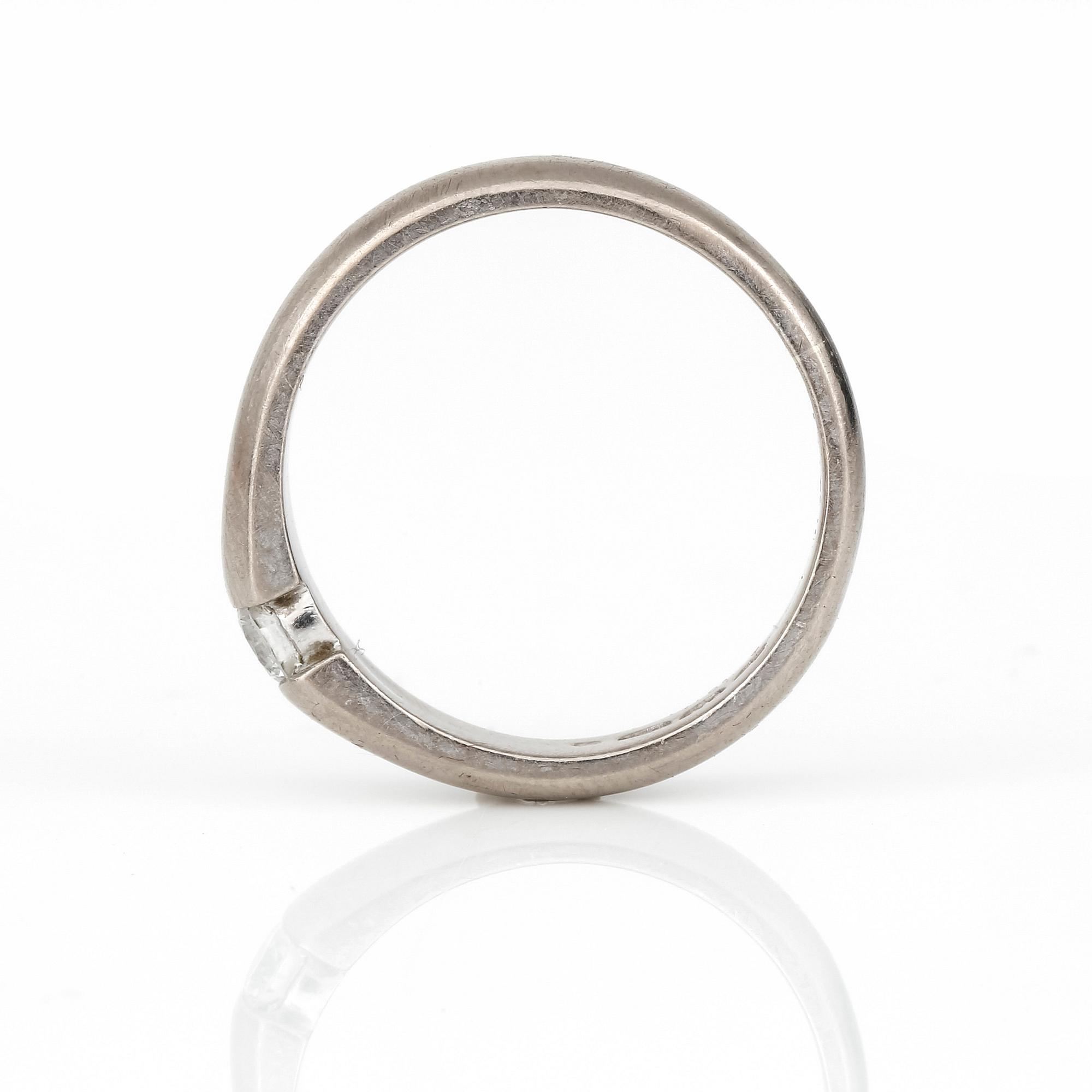 RING, med briljantslipad diamant, ca 0,16 ct, H Lahtnen & Co, Finland, 2000.
