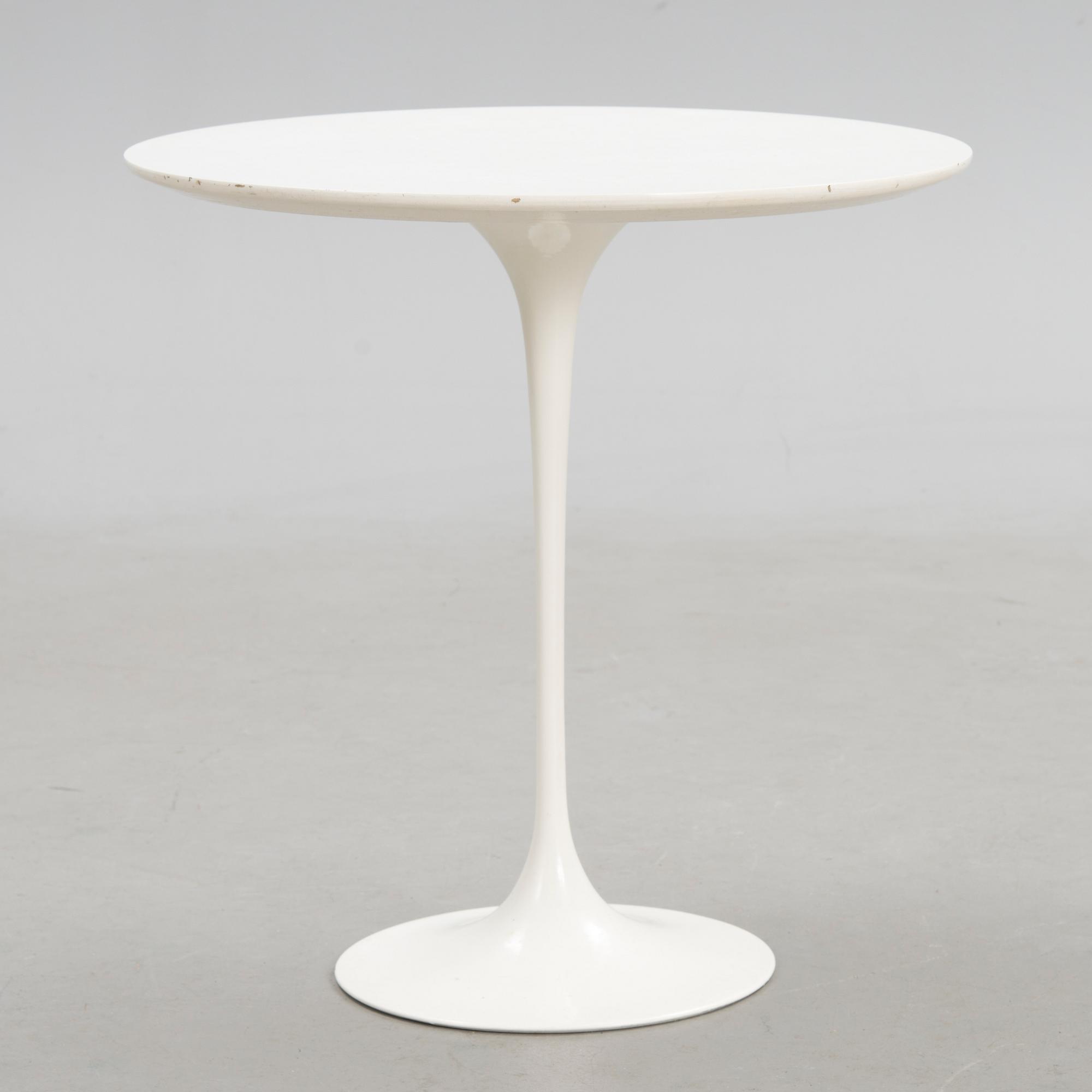 EERO SAARINEN, PÖYTÄ, "Tulppaani", Knoll.