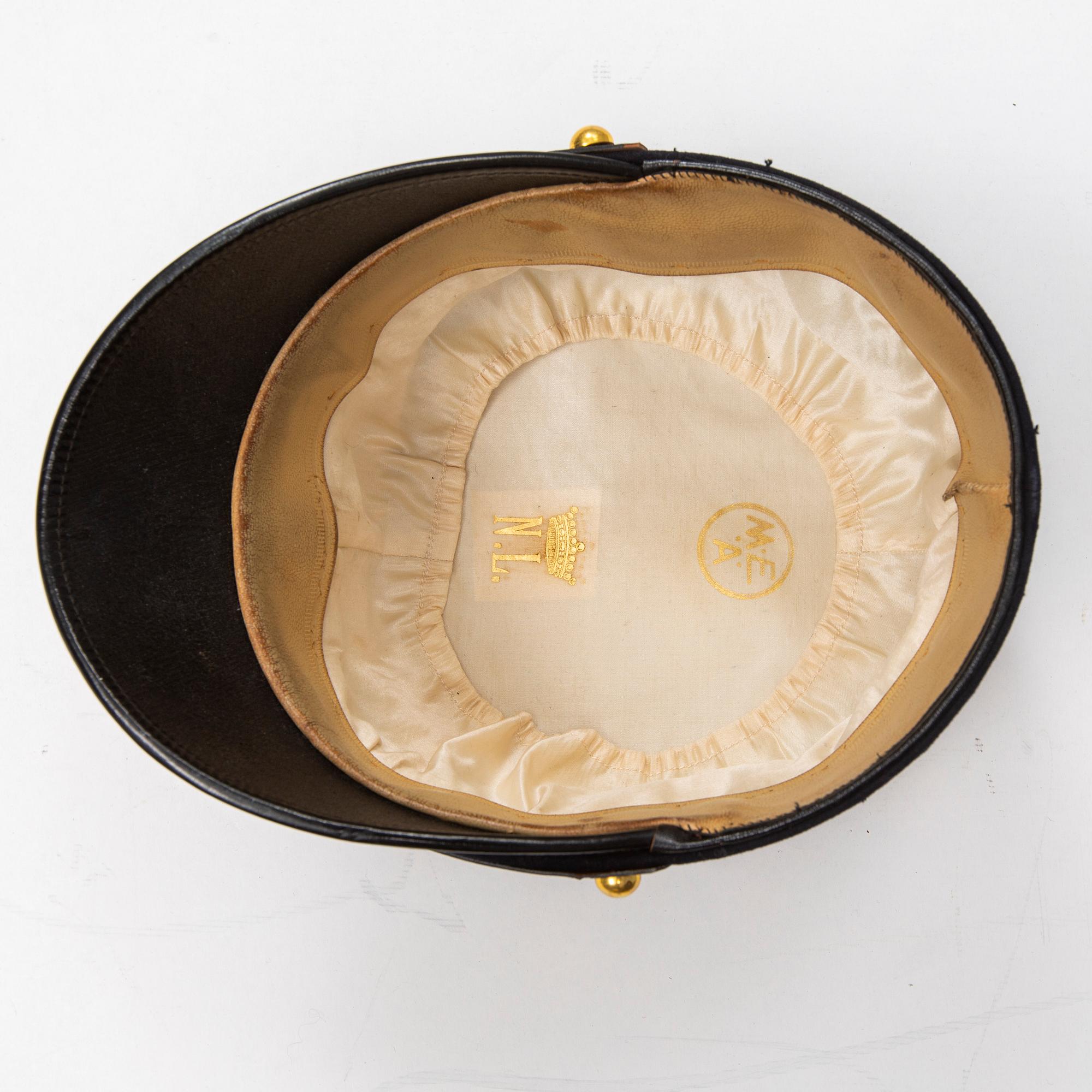 A Swedish officer's uniform 1886 pattern.