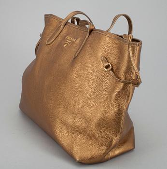VÄSKA, Prada.