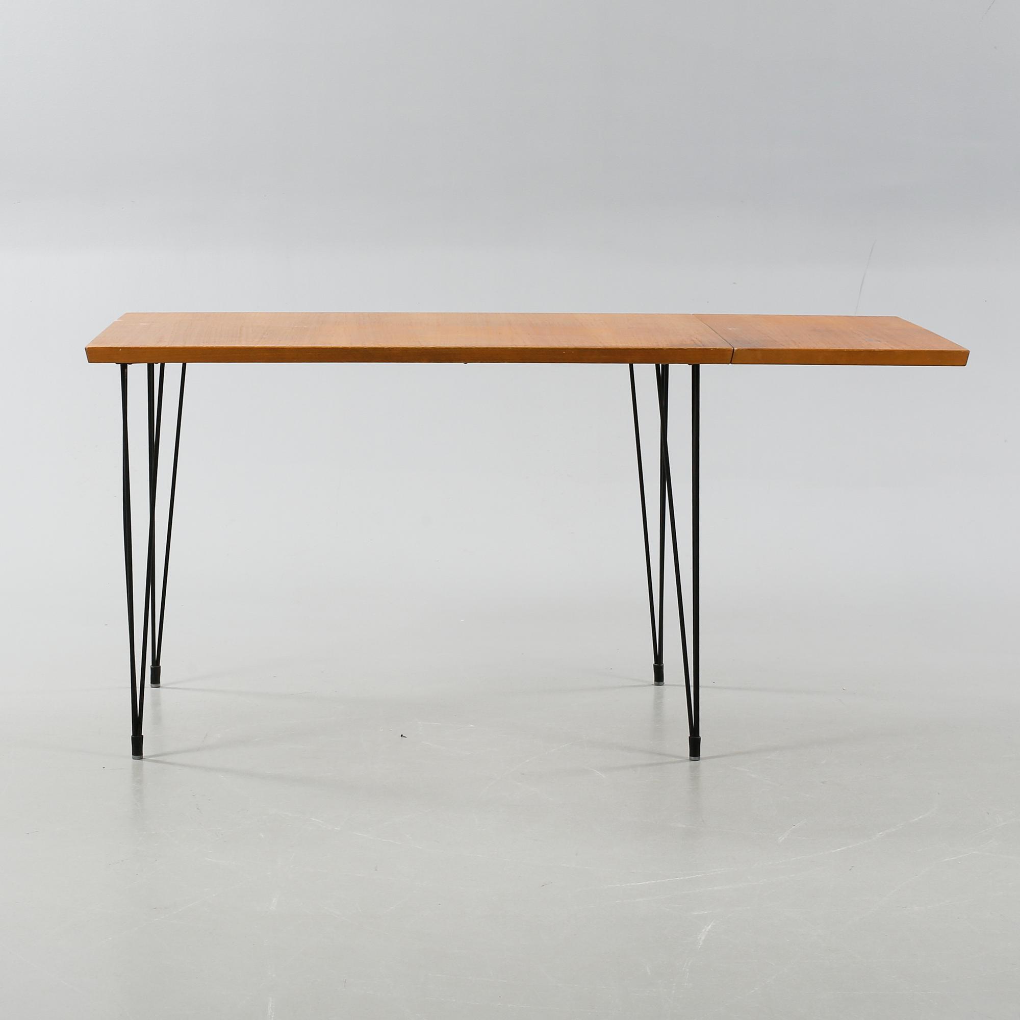 BORD, string-modell, omkring 1900-talets mitt.