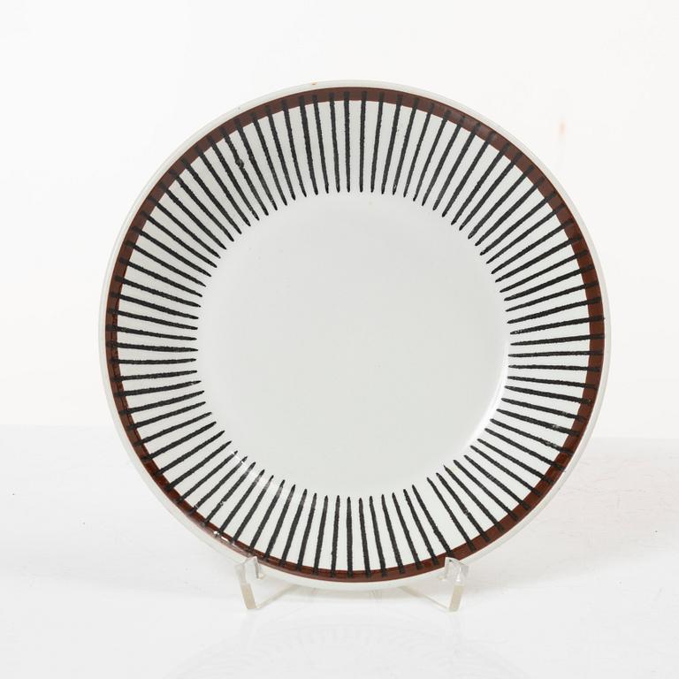 Stig Lindberg, 18 'Spisa Ribb' service pieces, Gustavsberg.