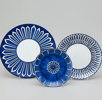 HERMÈS, "Bleus D’Ailleurs", plates, 18 pieces.