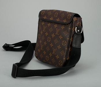 CROSSBODY, "Bass PM", Louis Vuitton.