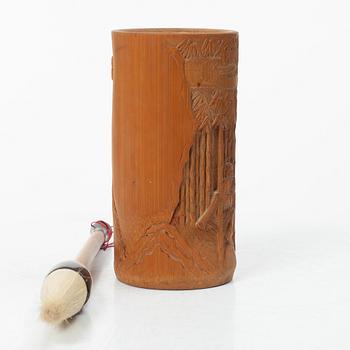 Penselställ med pensel samt ask med sigillvax, Kina, 1900-tal.