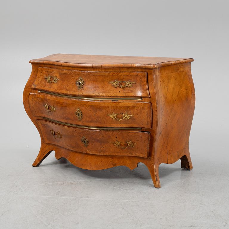 A Swedish rococo chest of drawers, mid 18th Century.