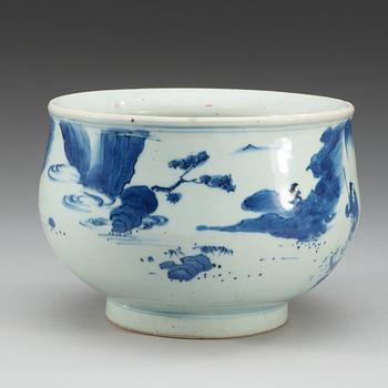 A blue and white deep bowl, Ming dynastin, Chongzhen omkring 1630-1640.