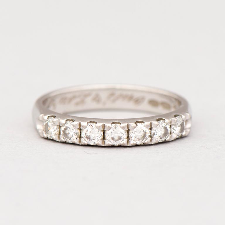 A RING, brilliant cut diamonds, 18K white gold. Tillander 2010-.