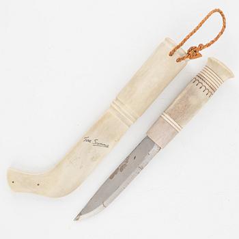 Thore Sunna, a reindeer horn knife, signed.