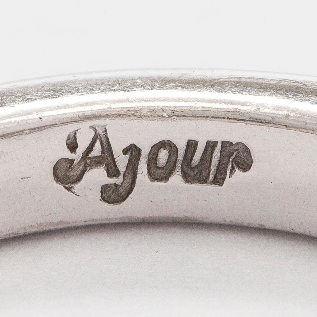 An 18K white gold ring with Flander cut diamonds. AEN Àjour Stockholm 2008.