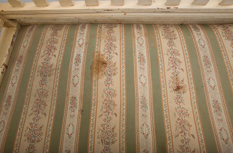 SOFFA, sengustaviansk, omkring år 1800.