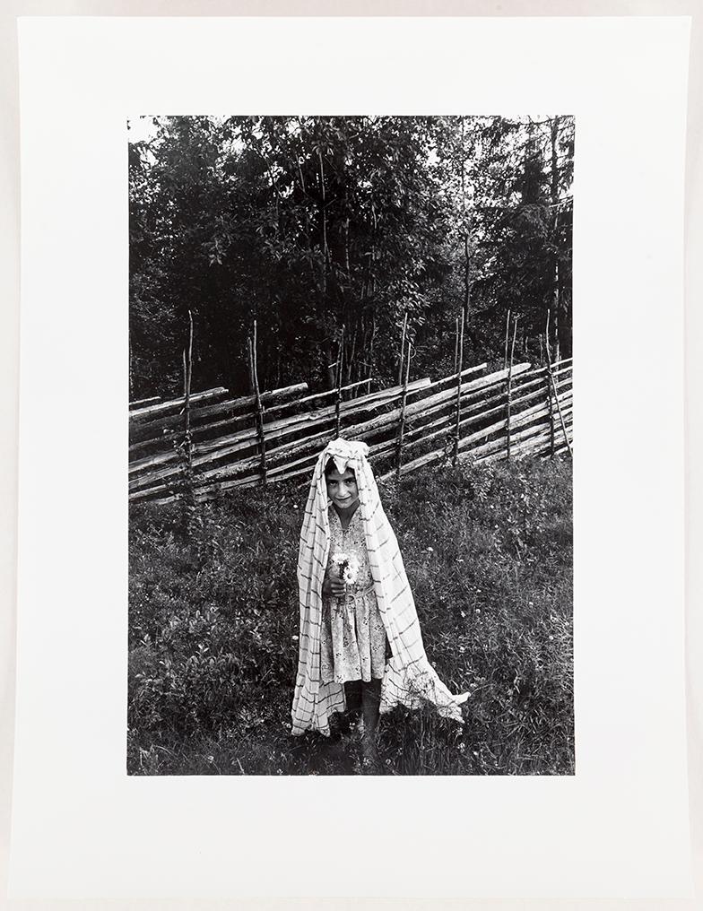 Portfolio with 10 photographs, numbered 66/110, Jubileumspärm Fotograficentrum.