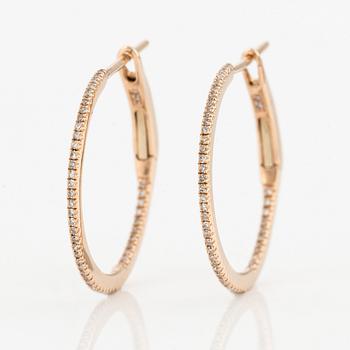 Earrings, creoles, gold with brilliant-cut diamonds.