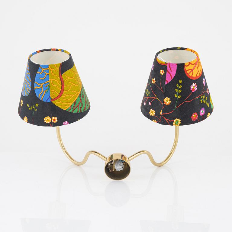 Josef Frank, vägglampa, modell 2335, Firma Svenskt Tenn.
