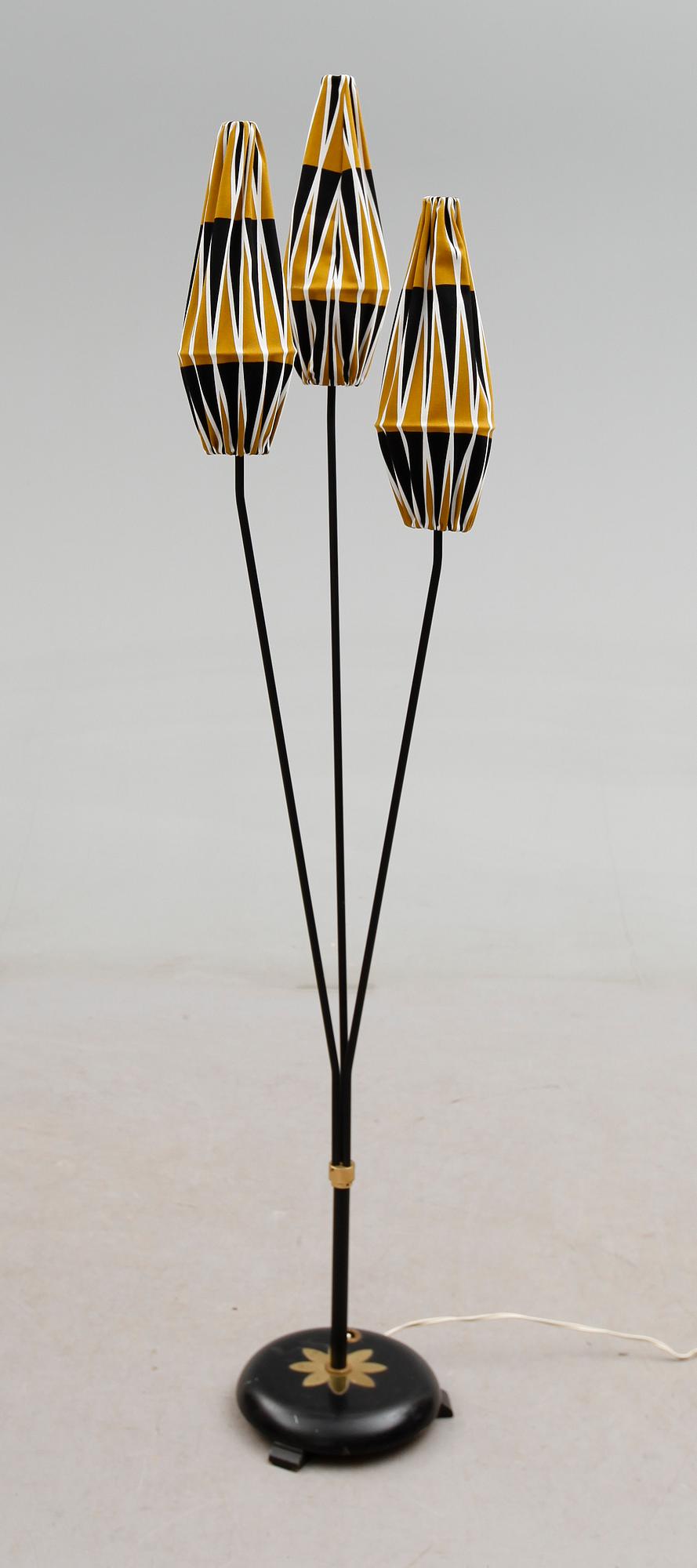 GOLVLAMPA, 1900-talets mitt.