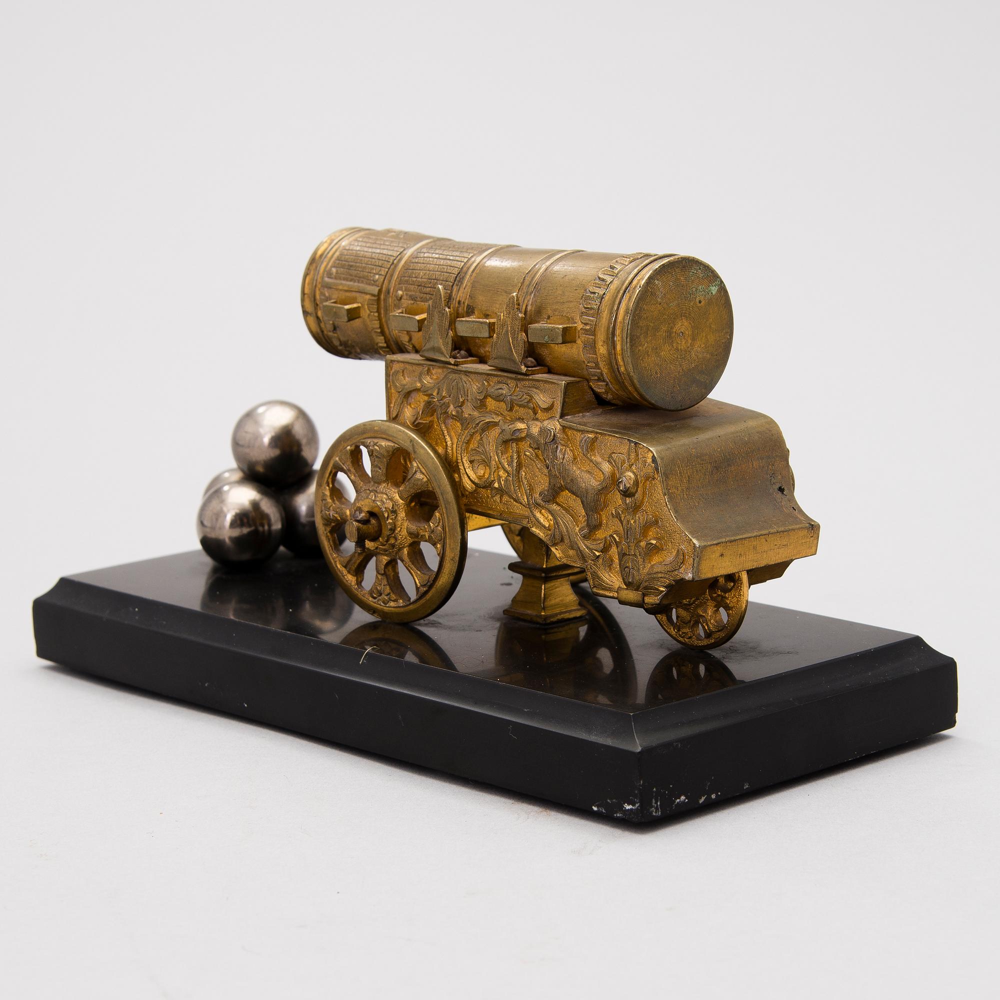 A Russian gilt brass decorative miniature cannon, second half of 20th Century.
