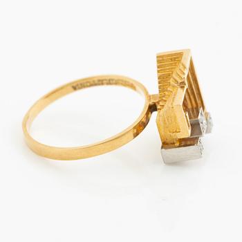 Lapponia, ring 18K gold set with round brilliant and eight-cut diamonds. Finland 1975.
