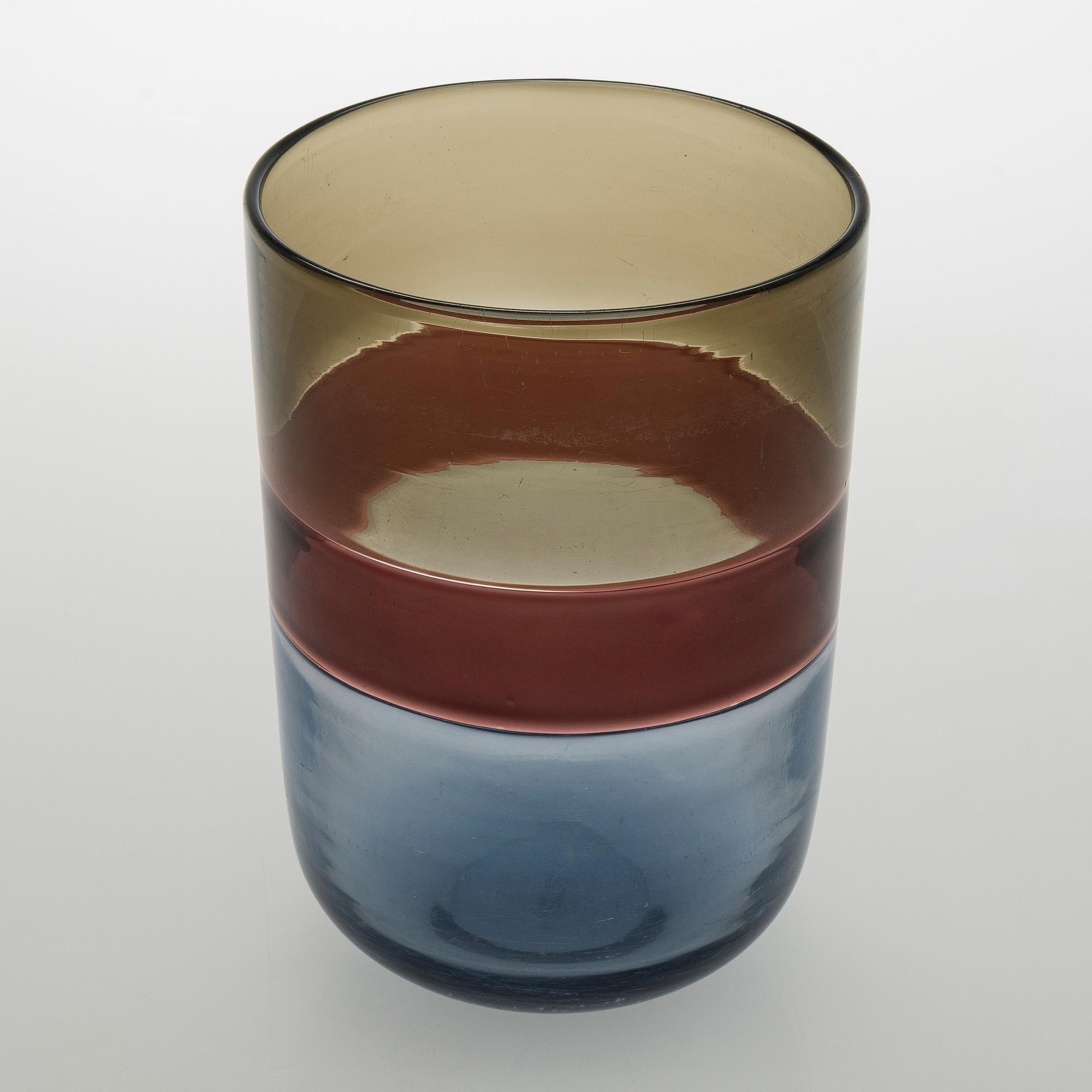 Tapio Wirkkala, maljakko, lasia, signeerattu Venini Italia.