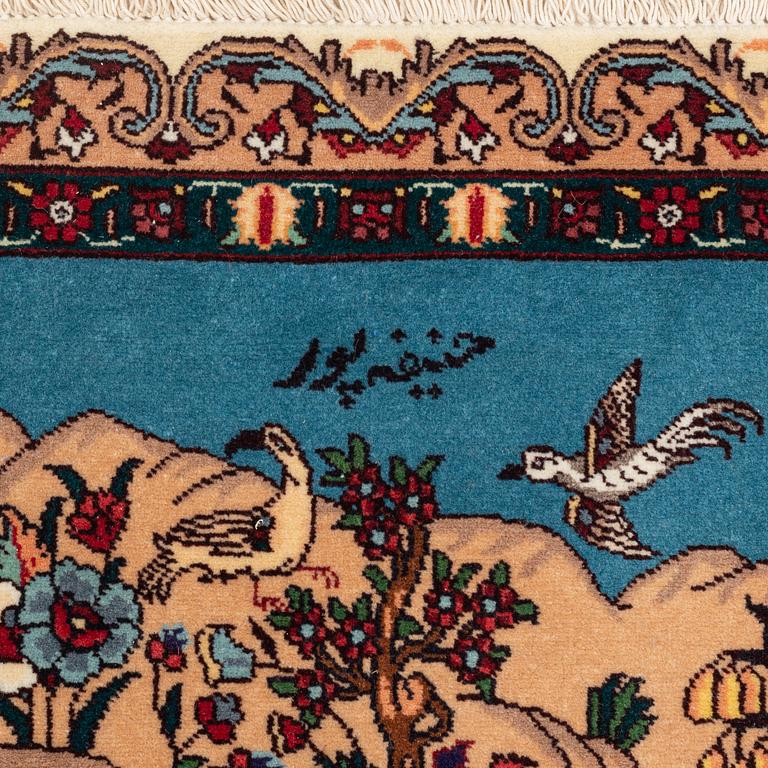 Matta, Täbriz, figural, signerad, ca 140 x 100 cm.