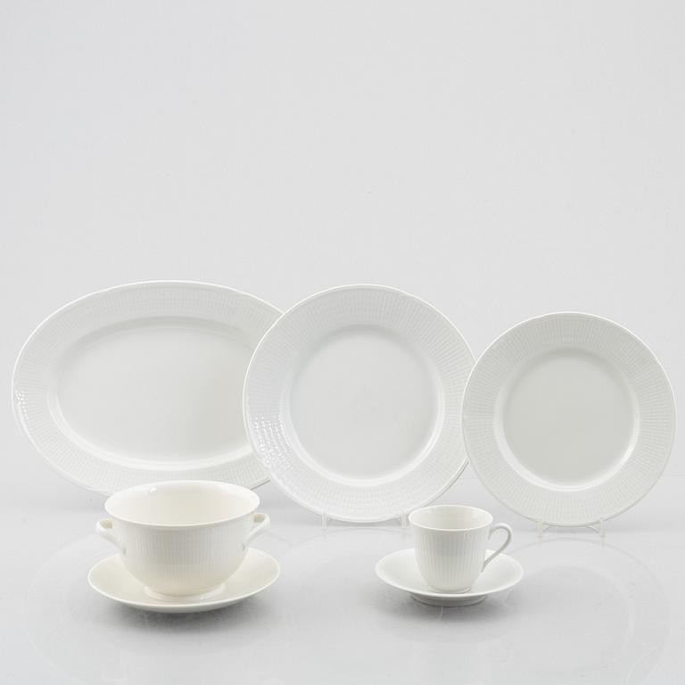 Louise Adelborg, a 26-piece porcelain dinner service, model "Swedish Grace"/"Magnolia", Sweden, mostly 1970's/80's.