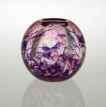 An Edward Hald 'fish graal' glass vase, Orrefors 1942.