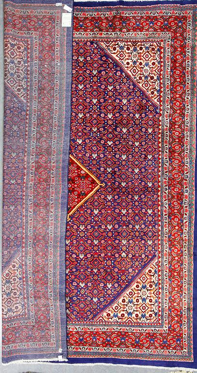 MATTA, Möjligen Mahal. ca 410x305 cm.