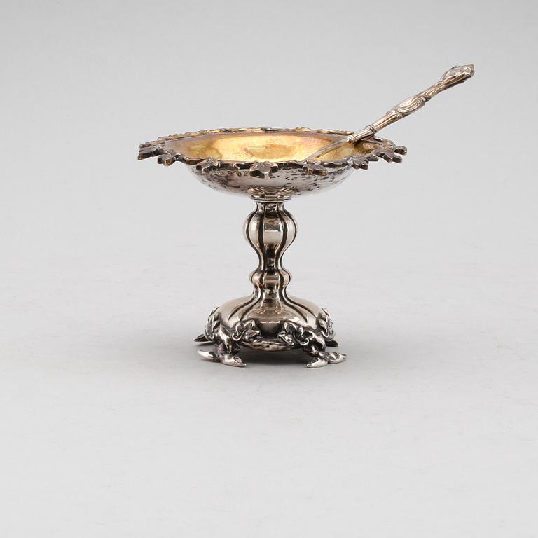 SALTKAR, silver, Fredrik & Wilhelm Zethelius, Stockholm 1846. Vikt ca 69 gram.