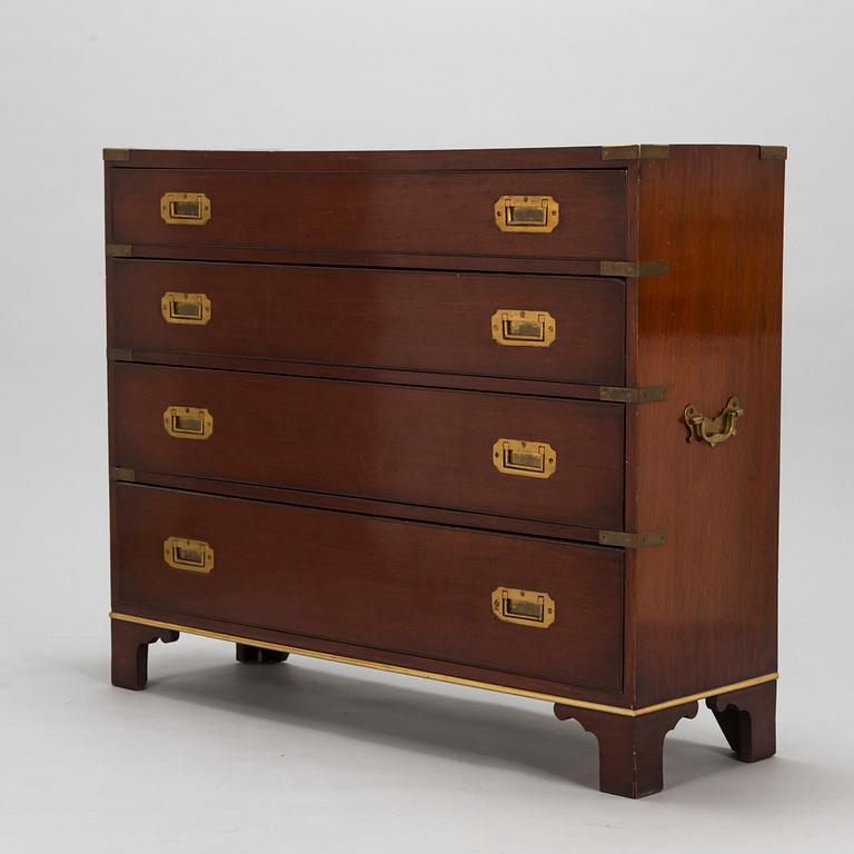 A chest of drawers, England, second half of the 20th century.