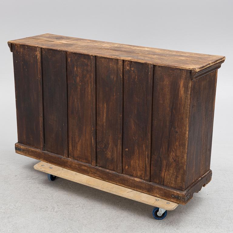 Sideboard, Asien, omkring 2000.