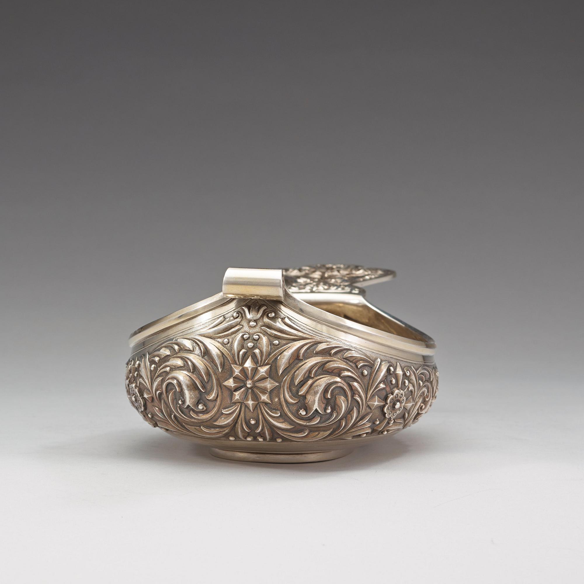 A Russian early 20th century parcel-gilt kovsh, marks of Ivan Chlebnikov, Moscow 1899-1908.