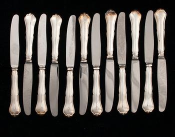 BESTICK, 80 delar, silver, "Chippendale", Kultakeskus, Tavastehus, 1950-tal. Totalvikt utan knivar ca 1963 g.