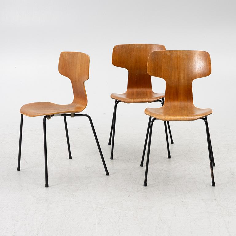 Arne Jacobsen, chairs, 2 + 1, "The T-Chair", Fritz Hansen, 1960s-70s.