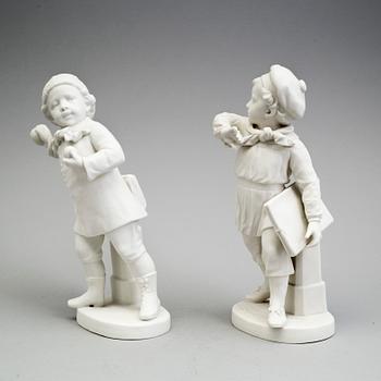 TWO PARIAN FIGURES, Gustafsberg 1911.