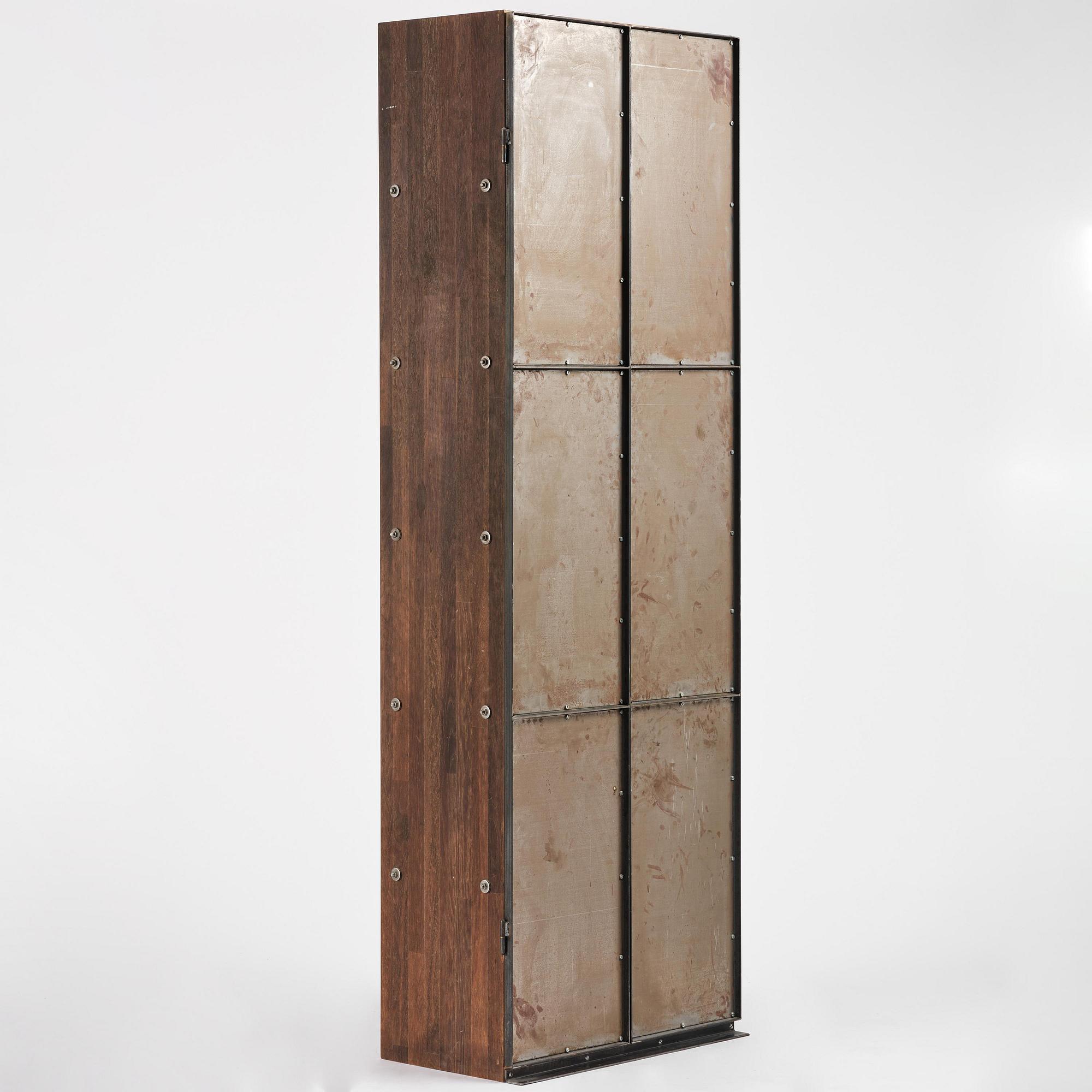 Jonas Bohlin, skåp, "Slottsbacken", ed. 193/200, Källemo, Värnamo, efter 1987.