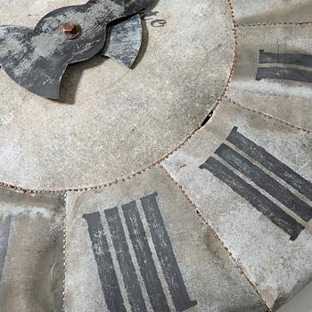 Dial, contemporary.