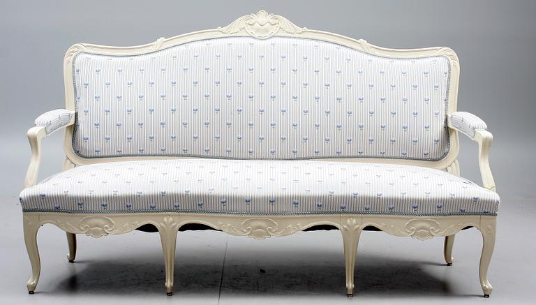 SALONGSMÖBLEMANG, 6 delar, rokokostil, 1900-talets första hälft.