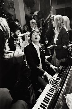 250. Terry O'Neill, "Paul McCartney At Ringo Starr's Wedding", 1981.