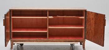 SIDEBOARD, Svenska Möbelfabriken, Bodafors, 1920/30-tal.