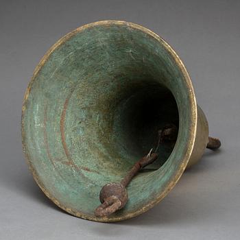 SKEPPSKLOCKA, märkt MS Beatrice.