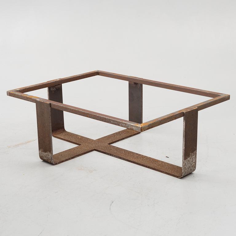 Eva-Lotta Axelsson, a coffee table, 'BPN', Nude Studio.