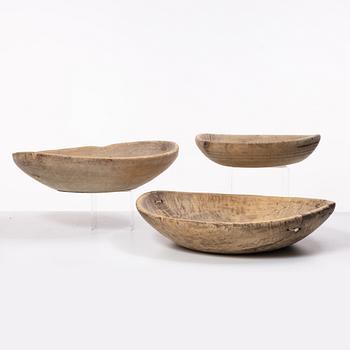 Skålar, 7 st, samt ett tråg, allmoge, 1800-tal.